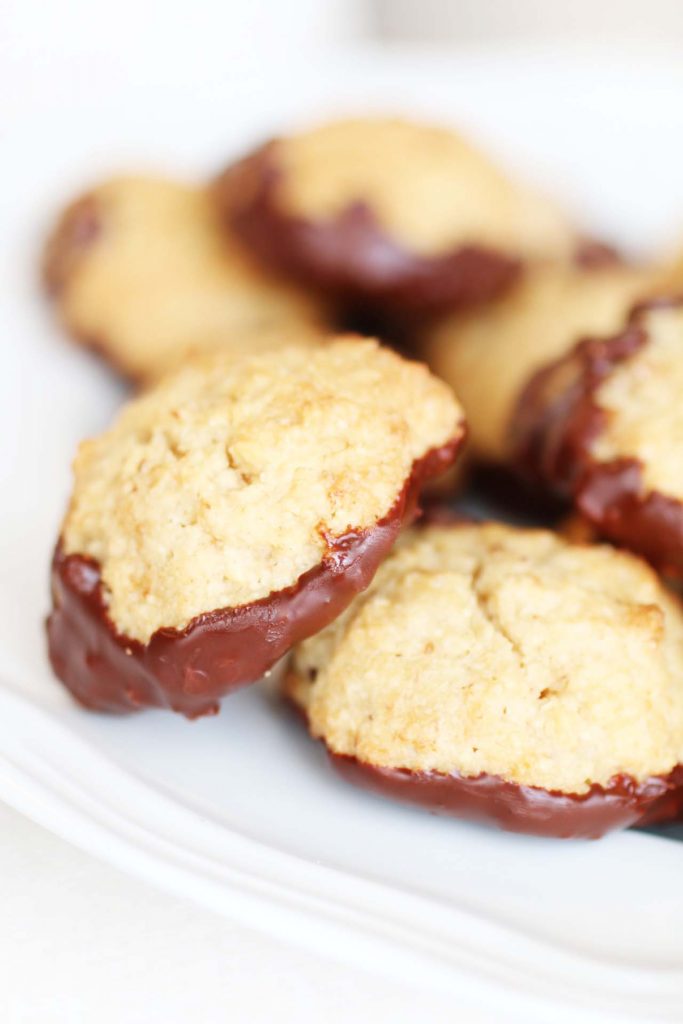 Amaretti Morbidi alle Nocciole e Cioccolato (17)