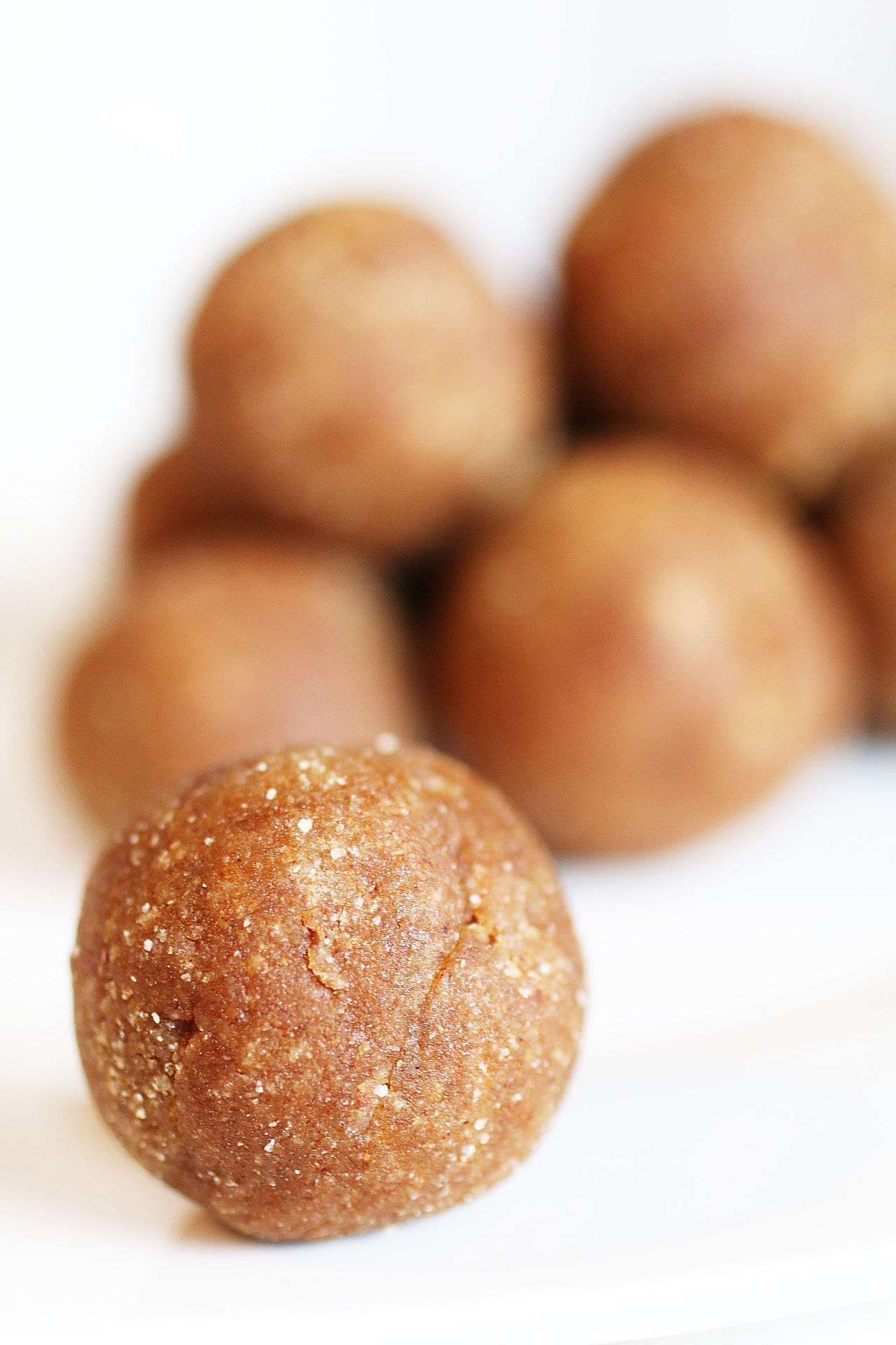 Palline Energetiche Senza Zucchero al Burro di Mandorle