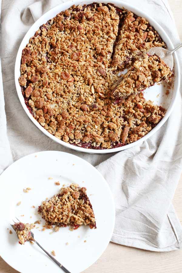 Crumble-senza-zucchero-con-bietole-e-marmellata