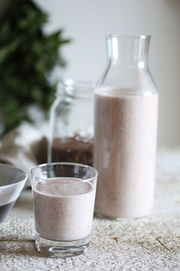 Il Latte Di Semi Di Lino è una bevanda vegetale Senza Zucchero a Basso Indice Glicemico