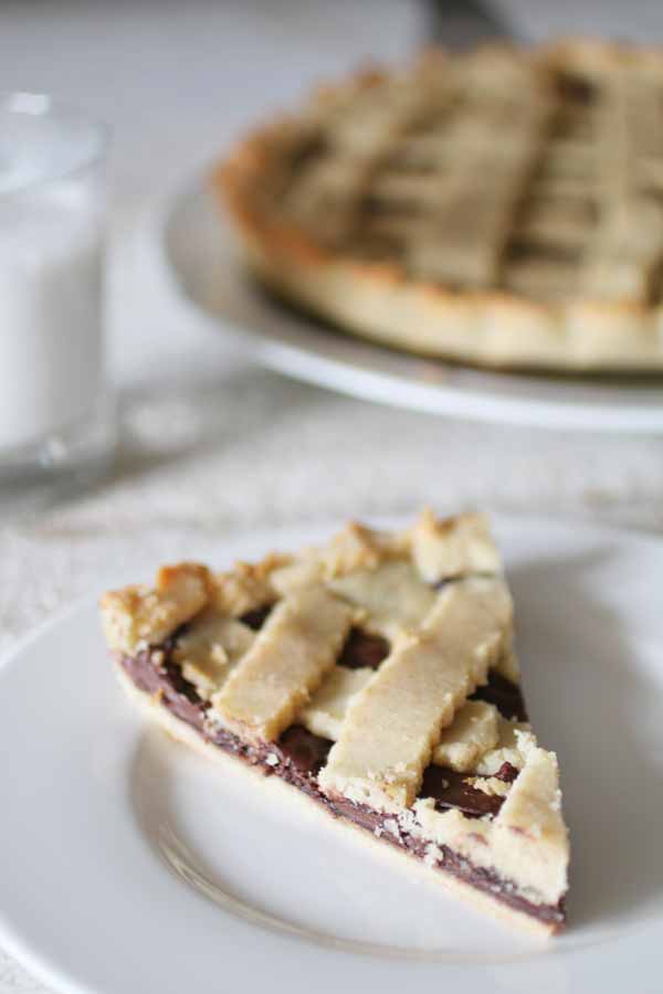 Crostata con Crema alla Nocciola Senza Zucchero