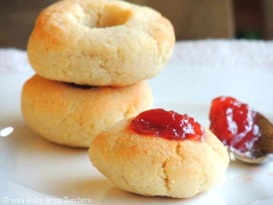 Biscotti Senza Zucchero sono stati realizzati con Farina di Mandorle e Stevia: una ricetta Naturale e Biologica con Indice Glicemico Basso