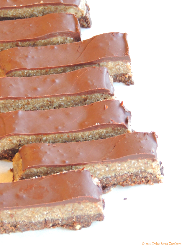 Cremino Barretta con Noci e Cioccolato (Ricetta Crudista e Vegan RAW) è una ricetta naturale e biologica senza glutine con indice glicemico basso.